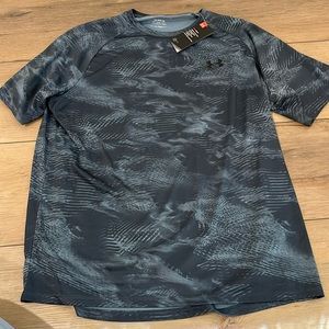 NWT Men’s XL under armour tech tee